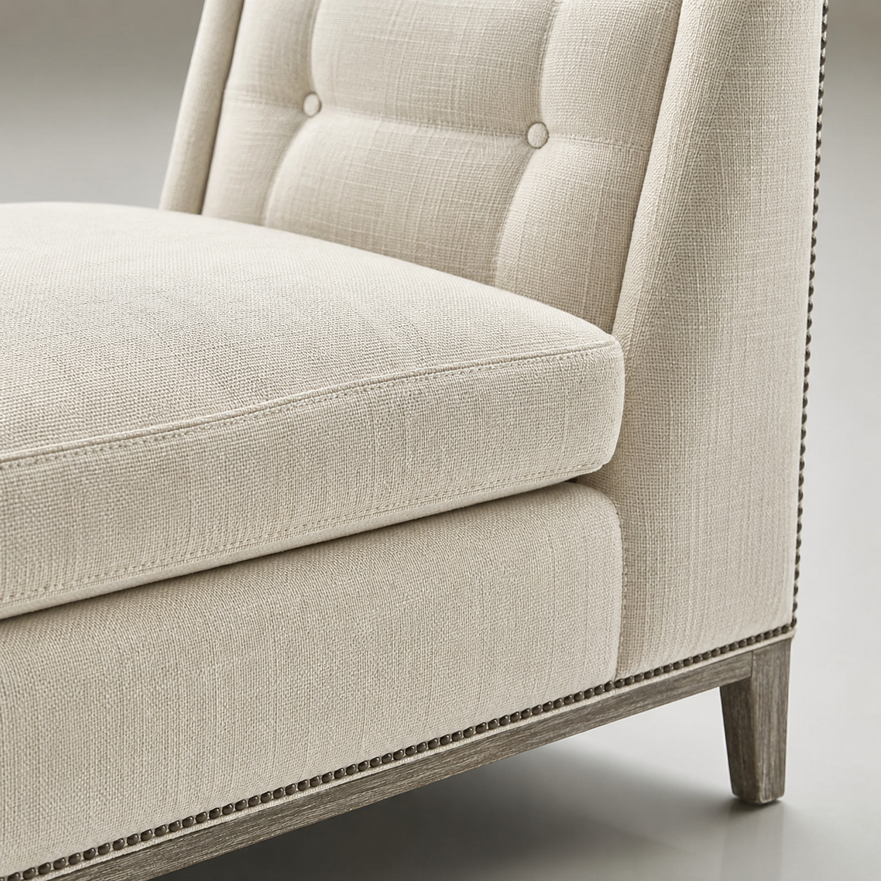 Aurelia Tufted Bench