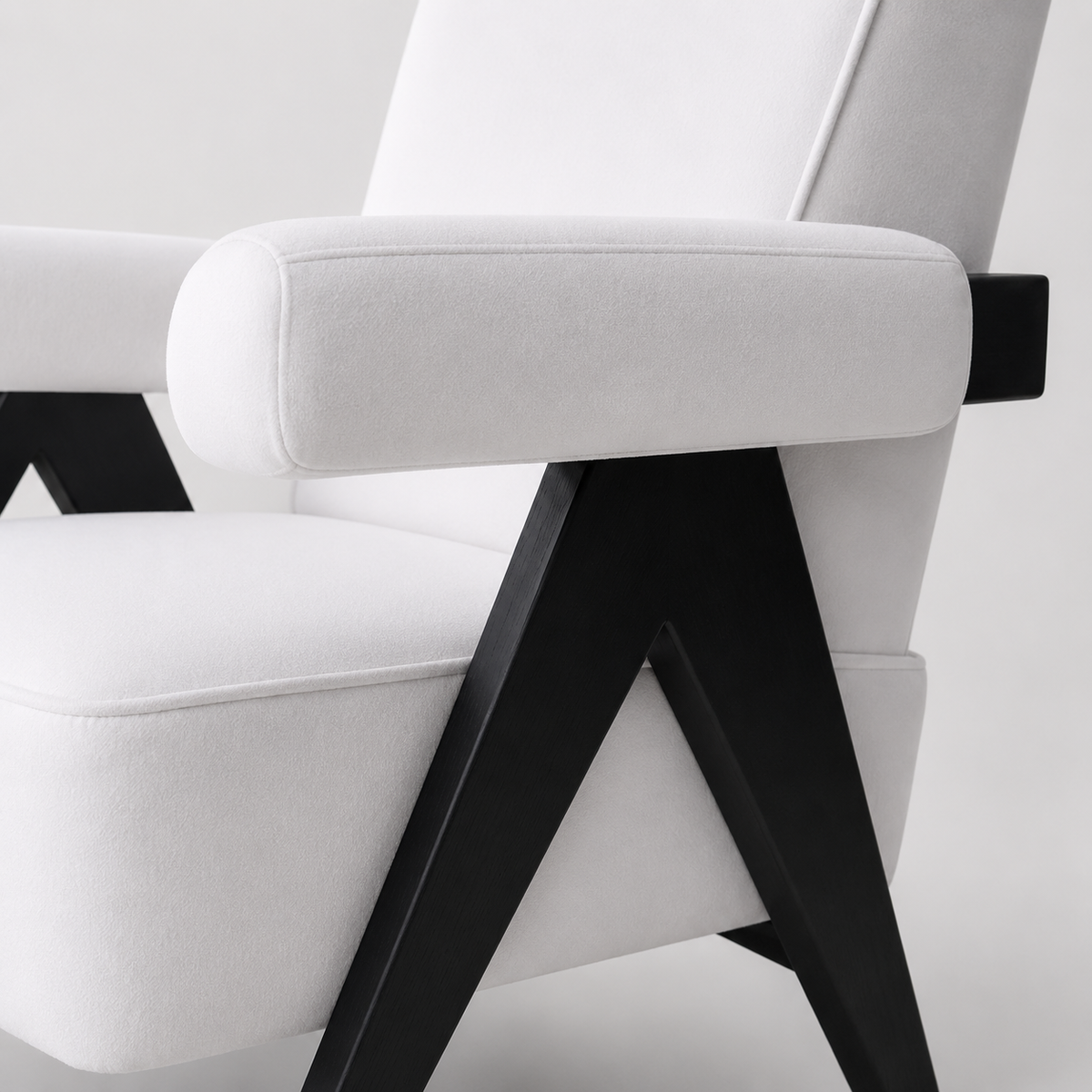 Aster Lounge Chair