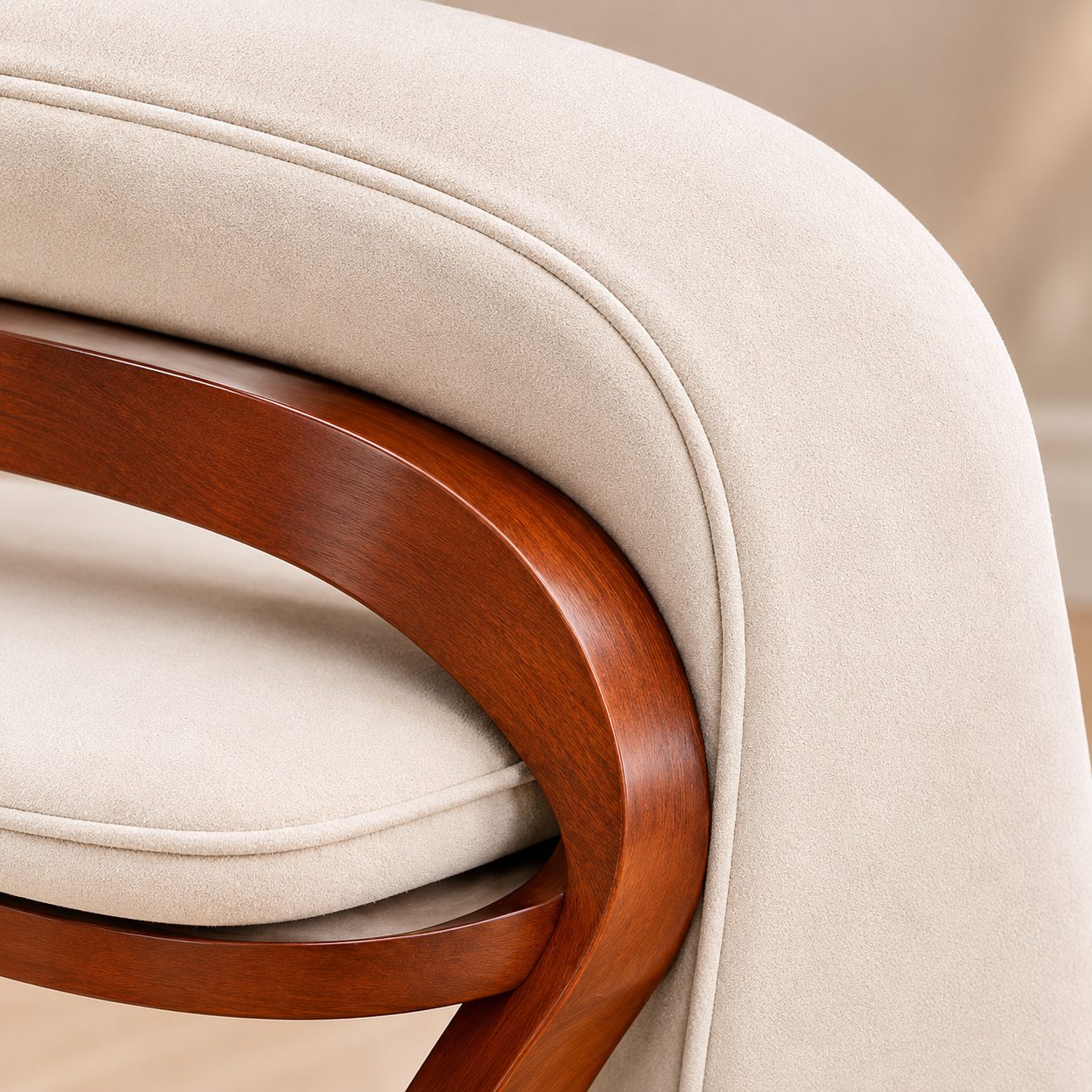 Arco Lounge Chair