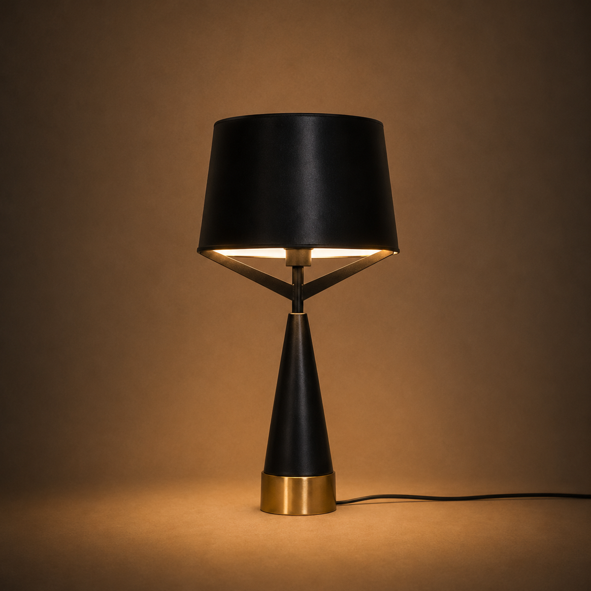 Noir Luxe Table Lamp